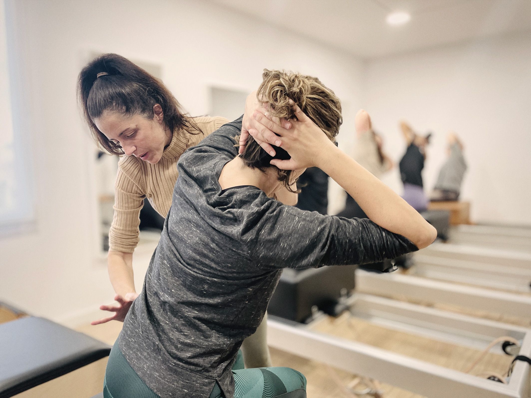 Clase de Pilates en grupo con aparatos originales en Molins de Rei